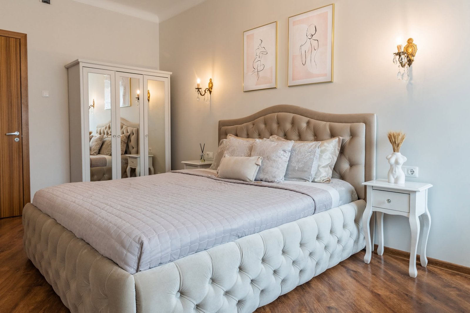 Angel Wing Apartment